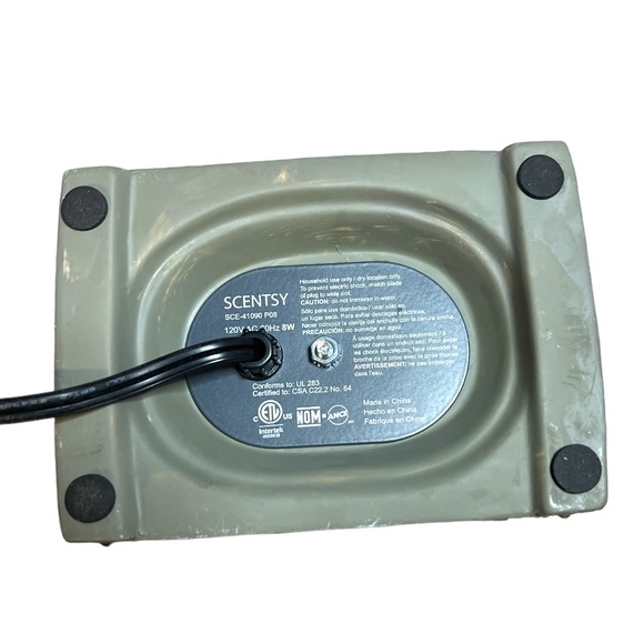 Scentsy Fruit Crate *Retired* Wax Warmer - Picture 5 of 10